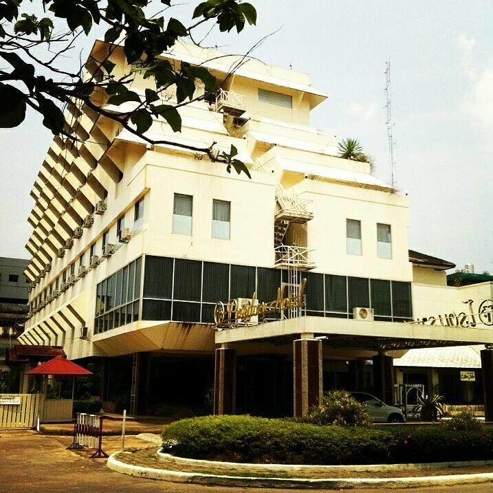 Paradorn Inn Chumphon Eksteriør billede