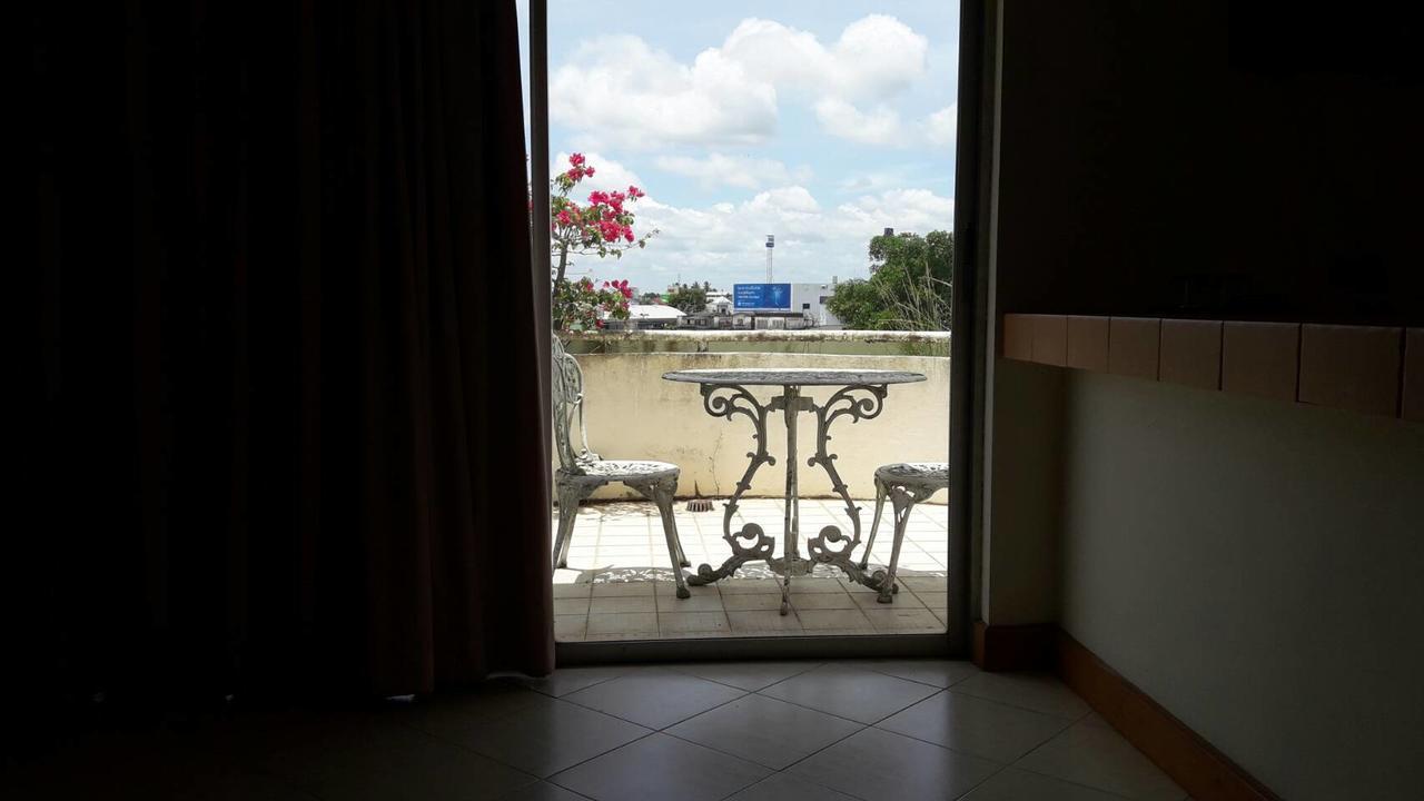 Paradorn Inn Chumphon Eksteriør billede